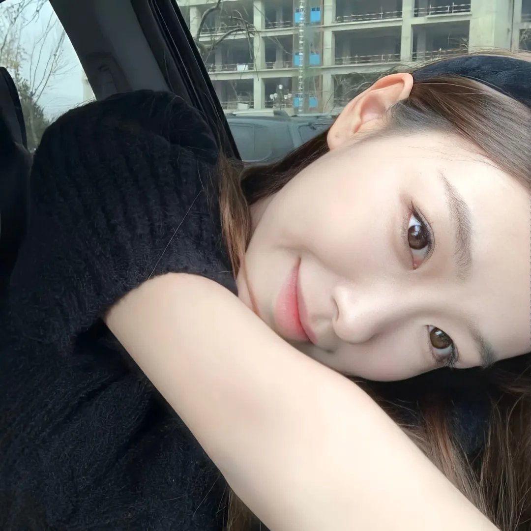 千钧。一发